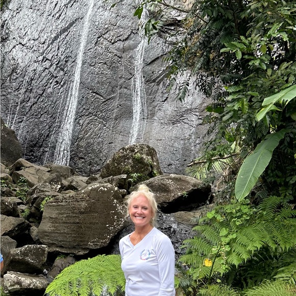 Meet your Posher, Andrea - Picture 10 of 16